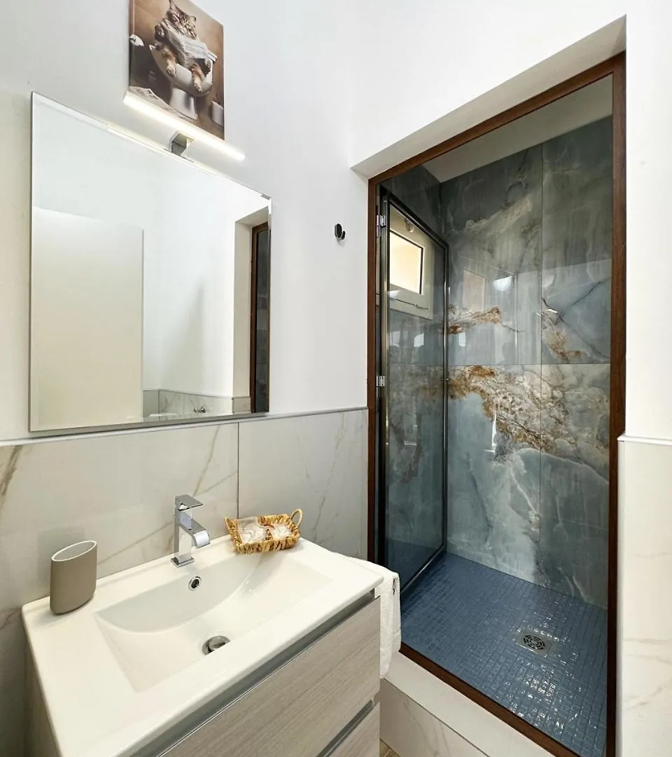 فندق Tina House سيكوليانا بيت ضيافة